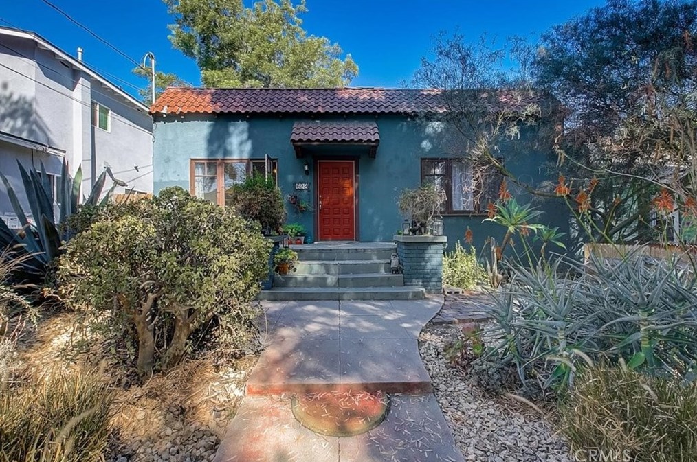 620 Coronado St, Los Angeles CA  90026-3913 exterior