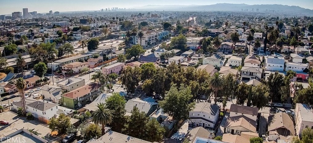 620 Coronado St, Los Angeles CA  90026-3913 exterior