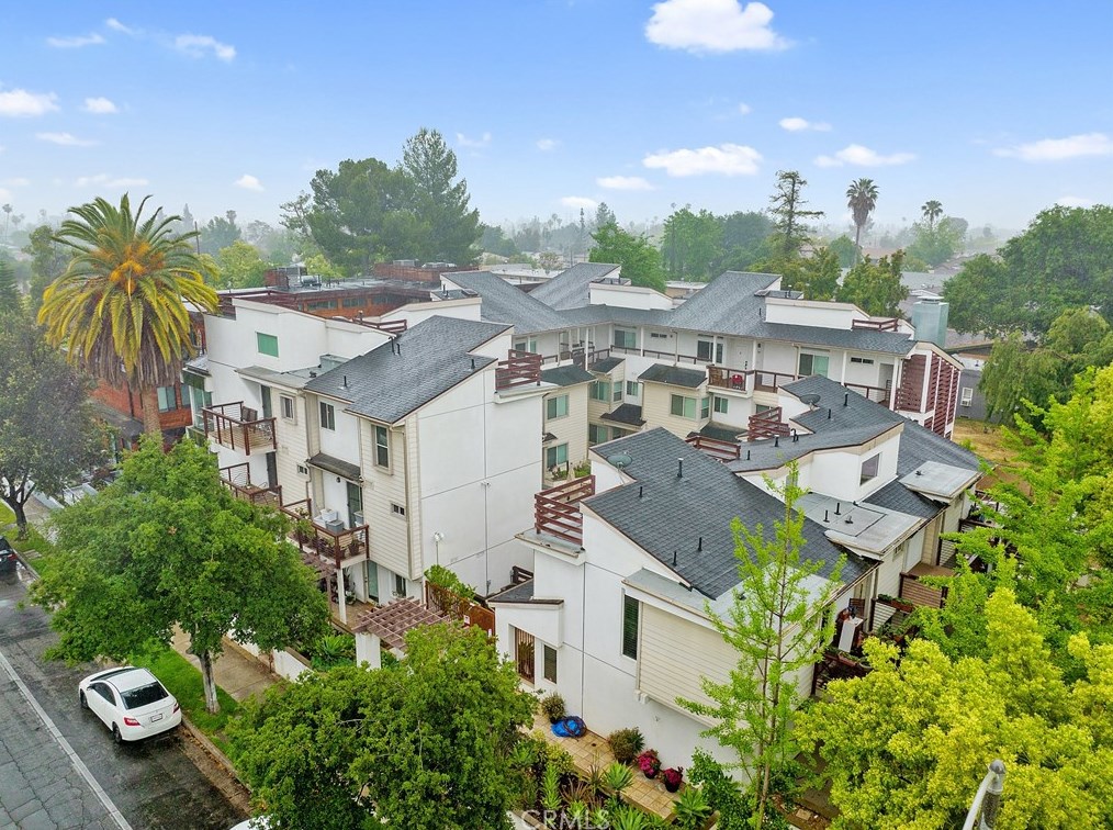 480 Catalina Ave, Pasadena CA  91106-5218 exterior