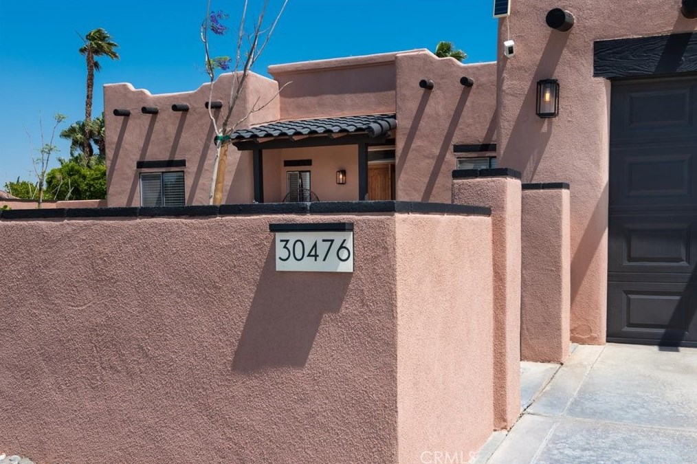 30476 Seminole Ct, Cathedral City CA  92234-6107 exterior