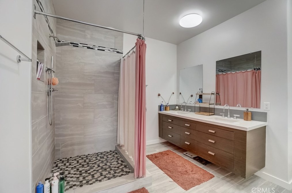 4834 Farquhar St, Los Angeles CA  90032-4118 exterior