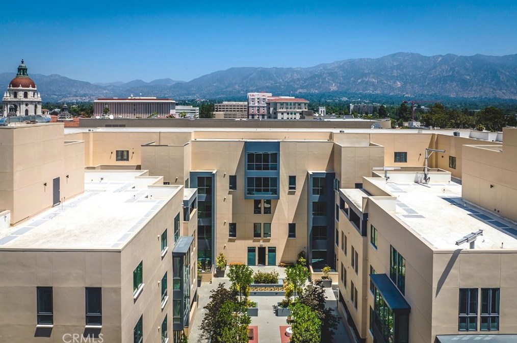 39 Los Robles Ave, Pasadena CA  91101-0020 exterior