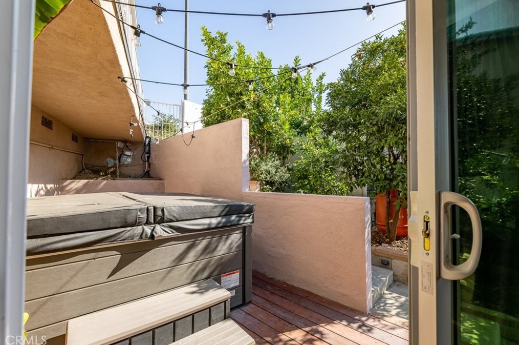 4736 Grey Dr, Los Angeles CA  90032-2021 exterior