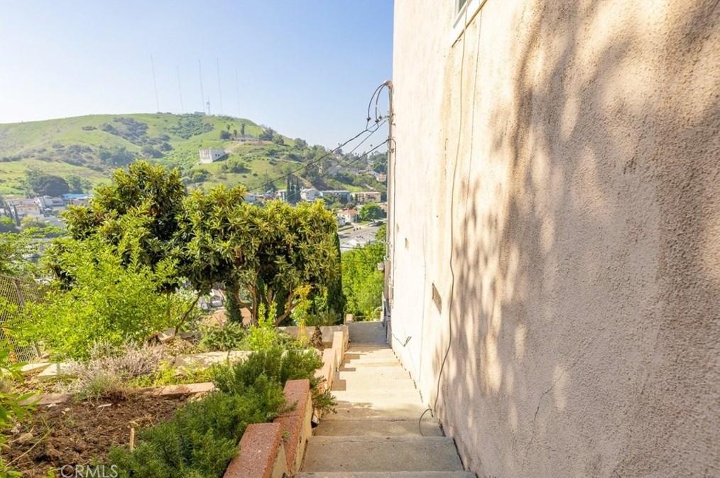 4736 Grey Dr, Los Angeles CA  90032-2021 exterior