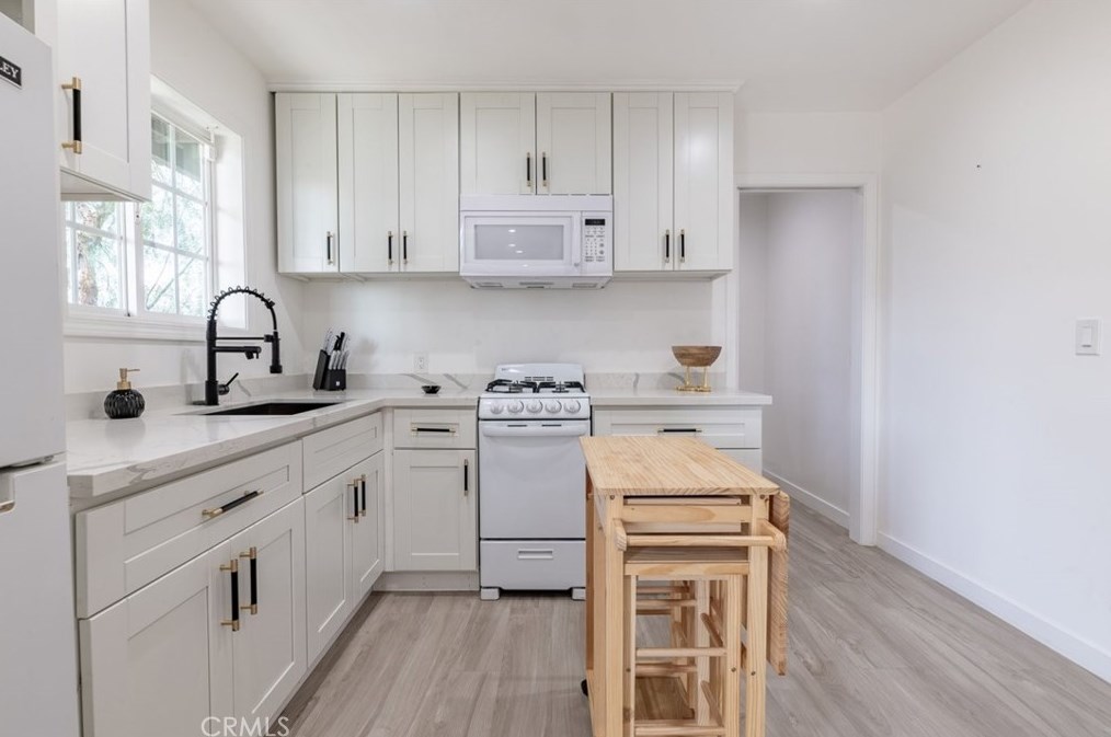 4736 Grey Dr, Los Angeles CA  90032-2021 exterior