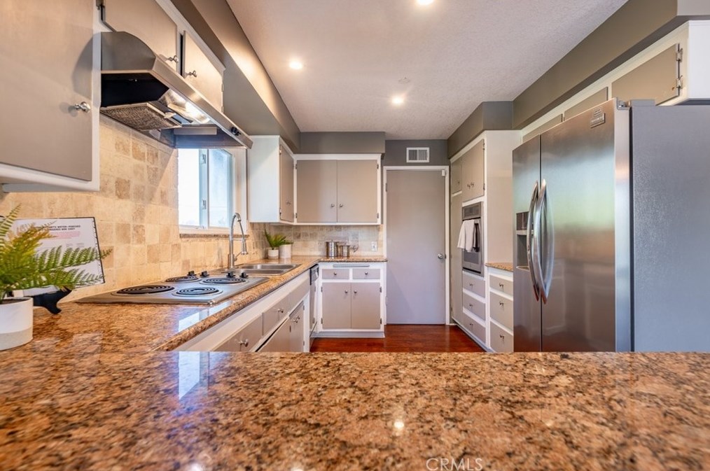 4736 Grey Dr, Los Angeles CA  90032-2021 exterior