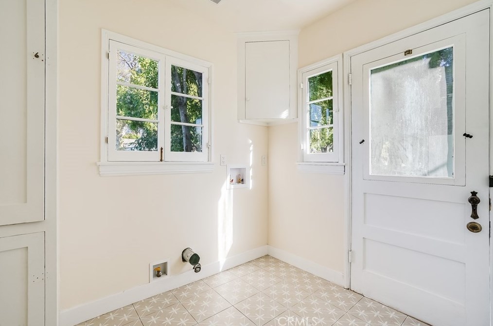 822 Allen Ave, Pasadena CA  91104-4003 exterior