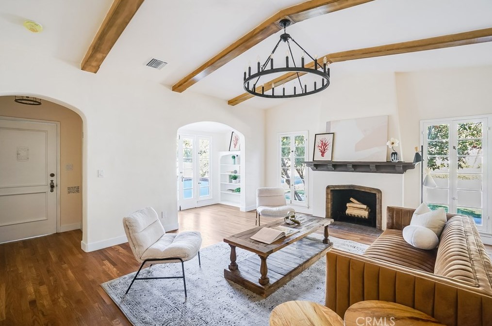 822 Allen Ave, Pasadena CA  91104-4003 exterior