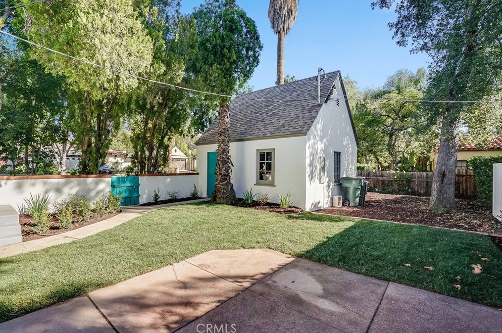 822 Allen Ave, Pasadena CA  91104-4003 exterior