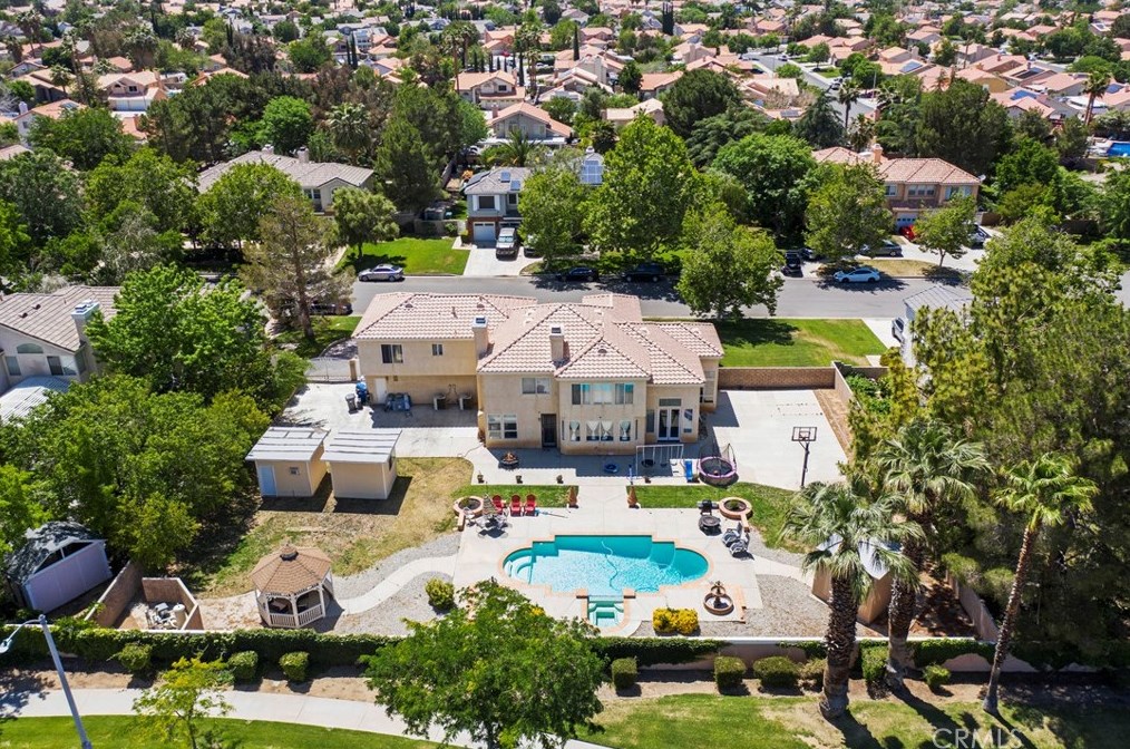 40148 Tesoro Ln, Palmdale CA  93551-4832 exterior