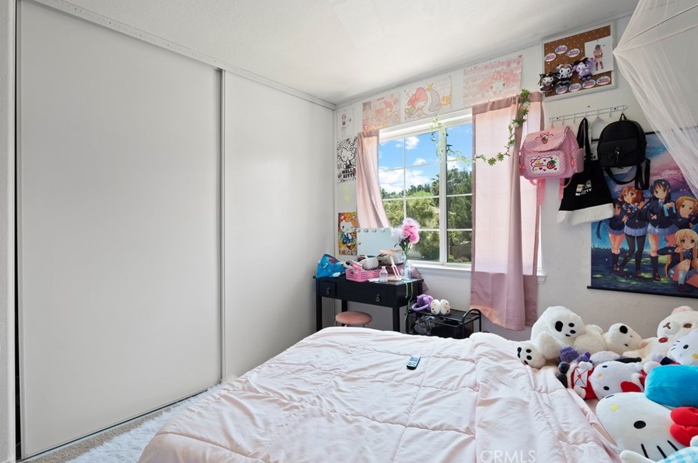 40148 Tesoro Ln, Palmdale CA  93551-4832 exterior