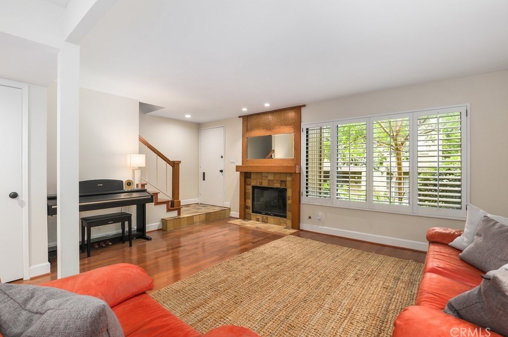 457 Walnut St, Pasadena CA  91103-3563 exterior