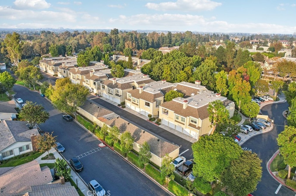 3680 Bear St, Santa Ana CA  92704-7282 exterior