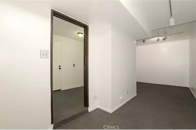 809 Temple Terrace, Los Angeles, CA 90042 - Photo 29