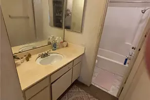 550 W Regent St, Inglewood, CA 90301 - Photo 17