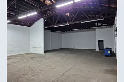 6080 S Hoover Street, Los Angeles, CA 90044 - Photo 3