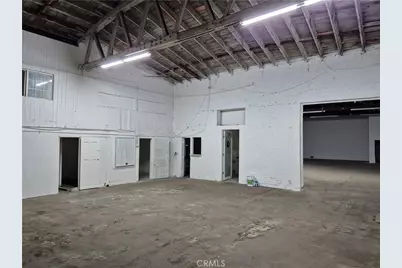 6080 S Hoover Street, Los Angeles, CA 90044 - Photo 7