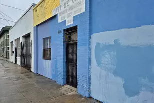 6084 S Hoover St, Los Angeles, CA 90044 - Photo 1