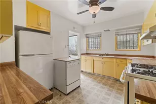 138 N Swall Dr, Beverly Hills, CA 90211 - Photo 9