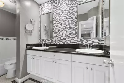 1203 N Sweetzer Avenue #118, West Hollywood, CA 90069 - Photo 15