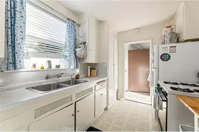 1717 E Chevy Chase, Glendale, CA 91206 - Photo 23
