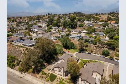 21600 Laurelrim #B, Diamond Bar, CA 91765 - Photo 31