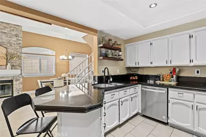 27000 Karns Court #2809, Canyon Country, CA 91387 - Photo 9