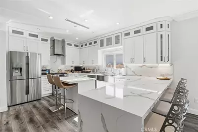 430 N Parish Place, Burbank, CA 91506 - Photo 9