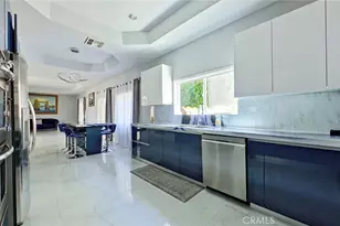 6937 Kian Ct, Van Nuys, CA 91406 - Photo 15