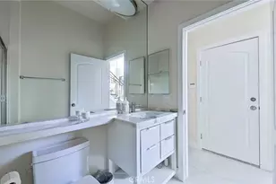 6937 Kian Ct, Van Nuys, CA 91406 - Photo 21