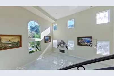 6937 Kian Court, Van Nuys, CA 91406 - Photo 7