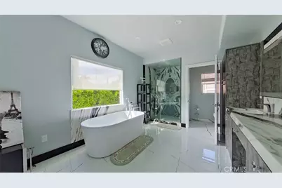 6937 Kian Court, Van Nuys, CA 91406 - Photo 29