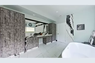 6937 Kian Court, Van Nuys, CA 91406 - Photo 31