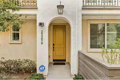 2520 Valentina #6, Commerce, CA 90040 - Photo 3