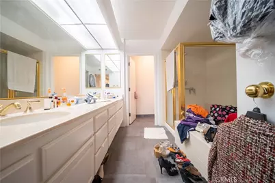 222 Monterey Road #206, Glendale, CA 91206 - Photo 9