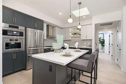 1333 S Orange Grove Avenue #205, Los Angeles, CA 90019 - Photo 5