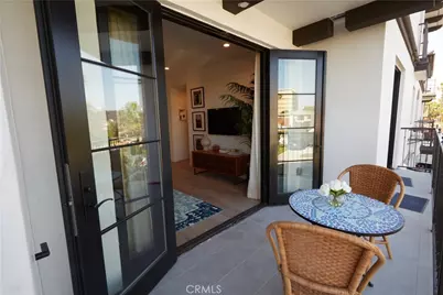 1333 S Orange Grove Avenue #310, Los Angeles, CA 90019 - Photo 11