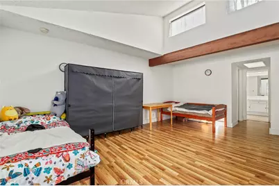 33 Northwoods, La Crescenta, CA 91214 - Photo 21