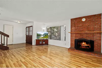 33 Northwoods, La Crescenta, CA 91214 - Photo 7