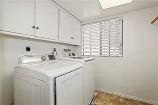 33 Northwoods, La Crescenta, CA 91214 - Photo 29