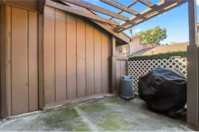 33 Northwoods Lane, La Crescenta, CA 91214 - Photo 33