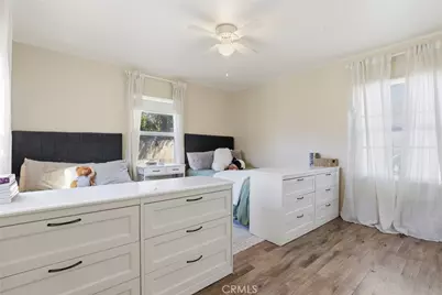 415 E Green Street, Claremont, CA 91711 - Photo 13