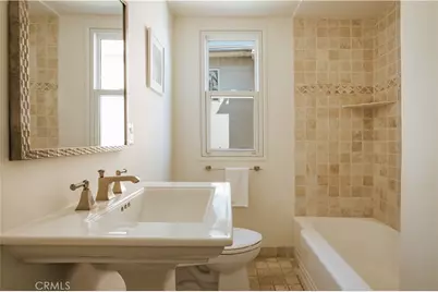 8448 Franklin, Los Angeles, CA 90069 - Photo 27