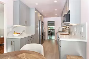 4938 1/2 McConnell Ave, Los Angeles, CA 90066 - Photo 5