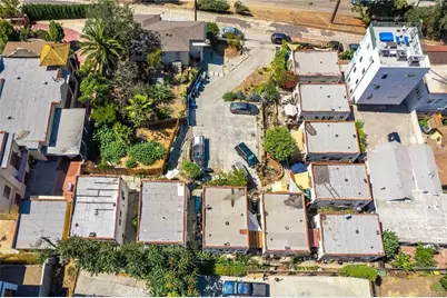 1303 Lilac Terrace, Los Angeles, CA 90026 - Photo 11