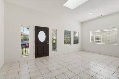 417 S Glenwood Pl., Burbank, CA 91506 - Photo 5