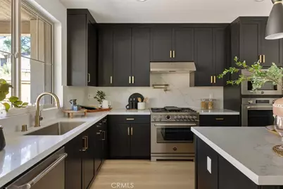 193 E Palm Street, Altadena, CA 91001 - Photo 3