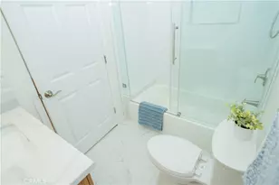 175 E Villa, Pasadena, CA 91103 - Photo 27