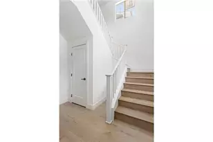 175 E Palm St, Altadena, CA 91001 - Photo 11