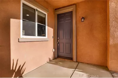 19911 Holly Drive, Saugus, CA 91350 - Photo 3